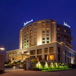 Отель Radisson Blu New Dwarka, Дели