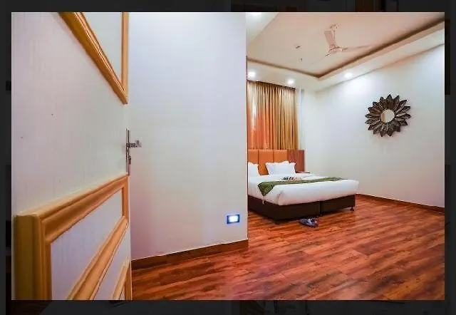 Tivoli Lawrence Road Hotel Delhi   Delhi (National Capital Territory of India)